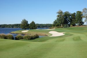 Reynolds (Great Waters) 11th Approach